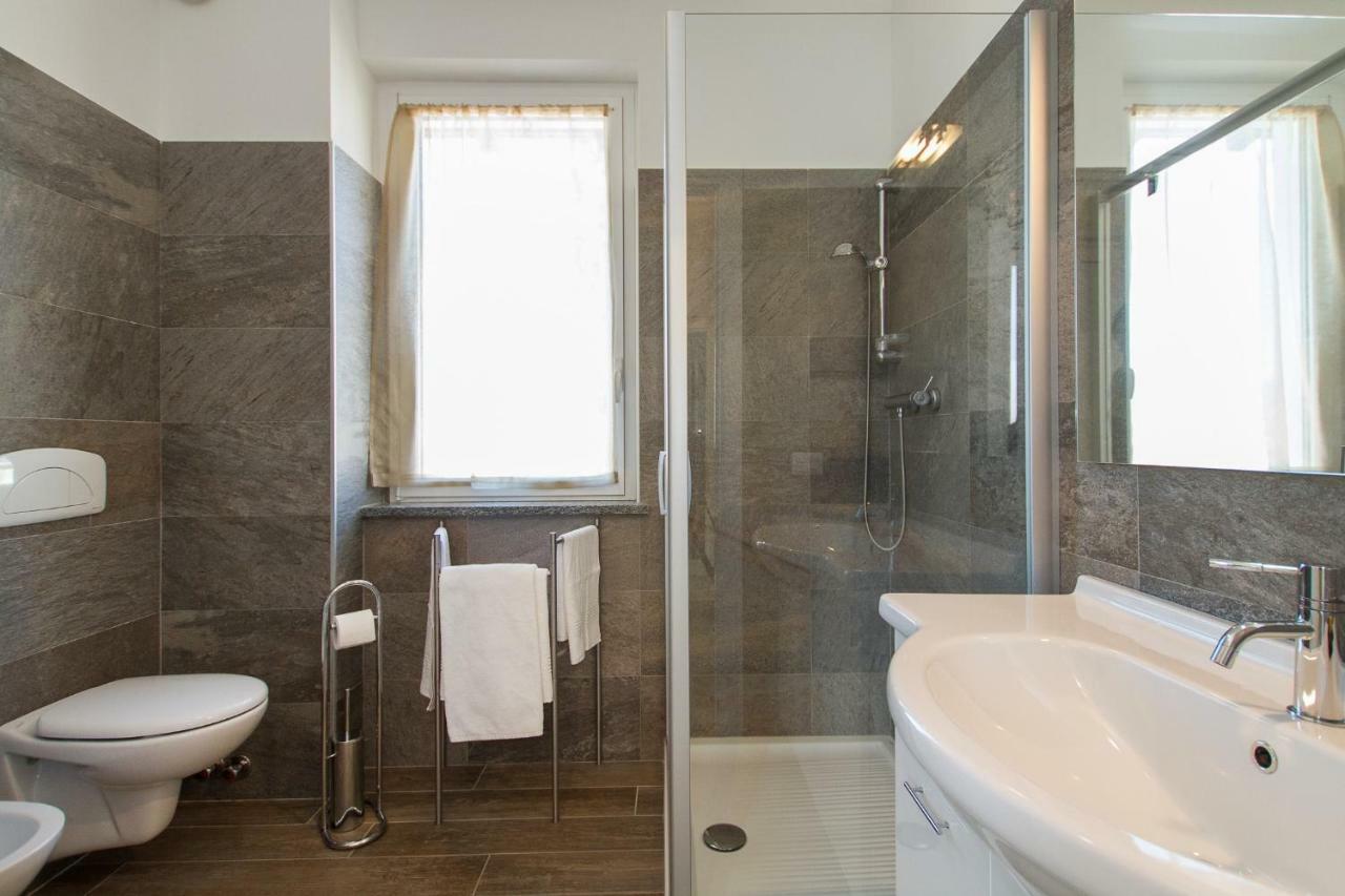 Ferienwohnung New La Lombarda City Center 2 Stresa Exterior foto